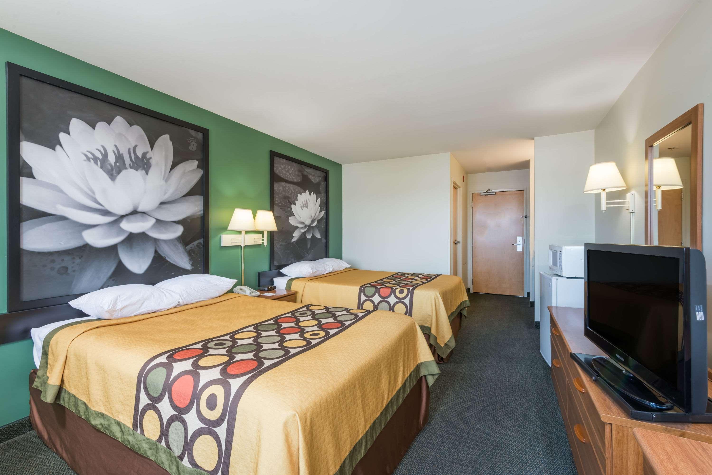 Super 8 By Wyndham Hagerstown/Halfway Area Hotel Exterior foto